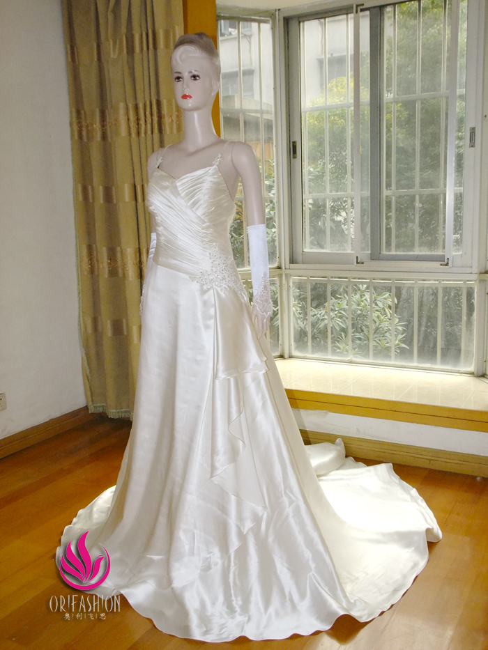 Orifashion HandmadeHandmade Silk Wedding Dress beaded with rhine